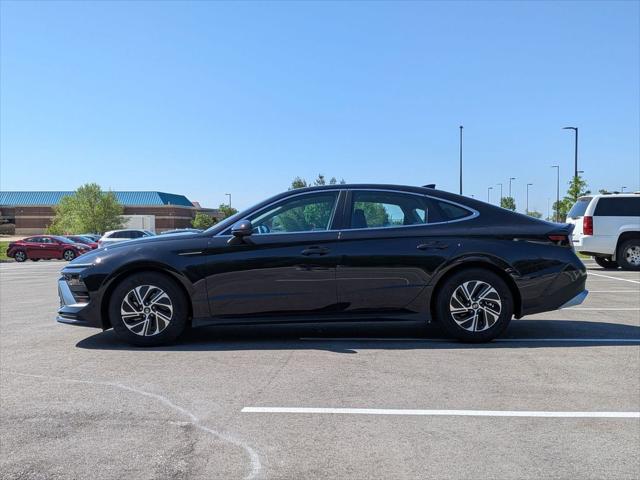 2026 Hyundai Sonata Hybrid Blue