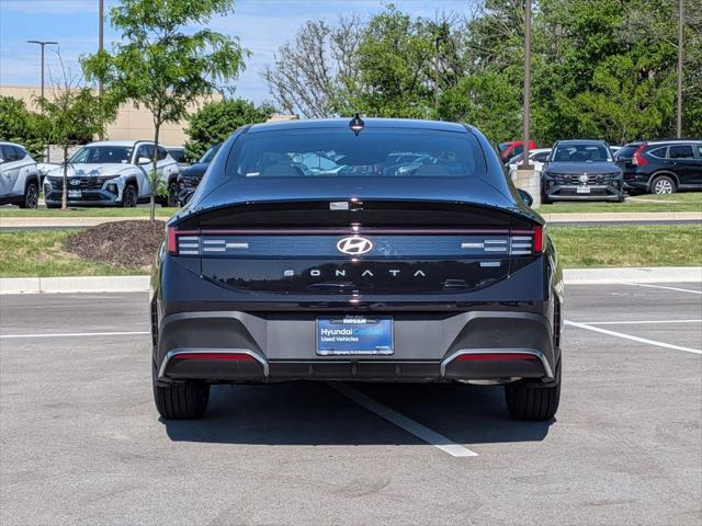 2026 Hyundai Sonata Hybrid Blue