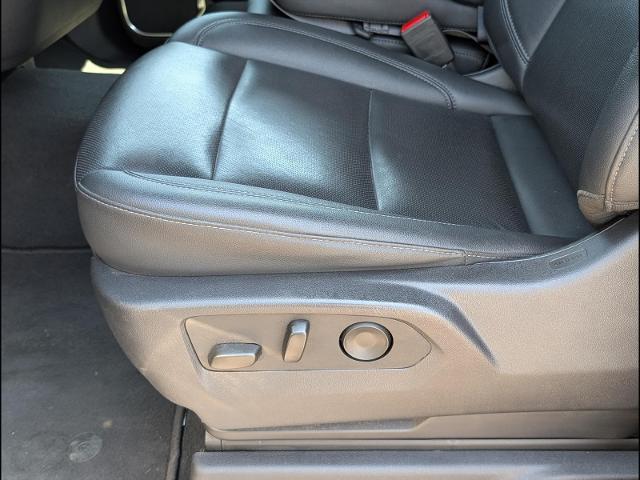 2025 GMC Sierra 1500 4WD Crew Cab Short Box SLT
