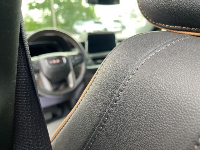 2024 GMC Yukon XL 4WD AT4