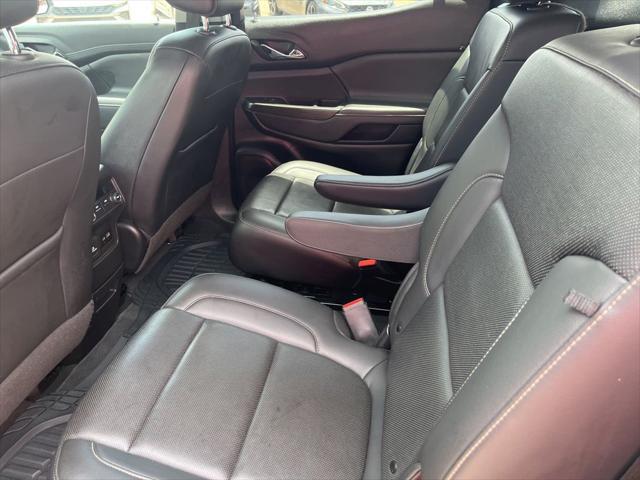2023 GMC Acadia AWD SLT