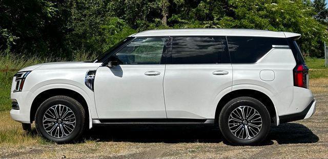2025 Nissan Armada SL 4WD
