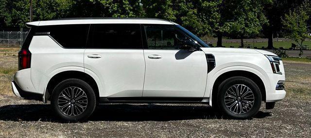 2025 Nissan Armada SL 4WD
