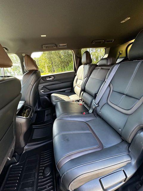2025 Nissan Armada SL 4WD