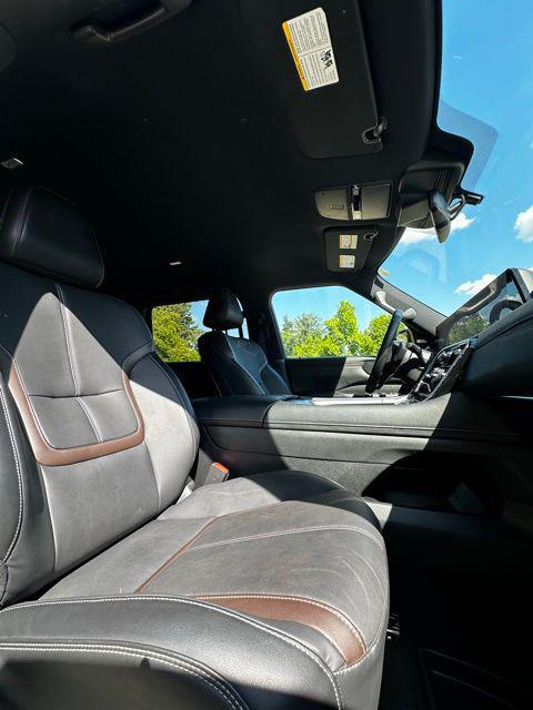 2025 Nissan Armada SL 4WD