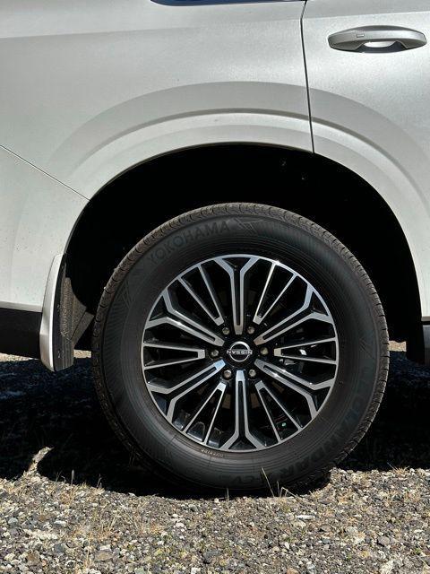 2025 Nissan Armada SL 4WD