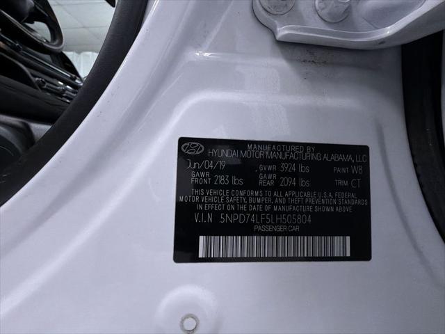 2020 Hyundai Elantra SE