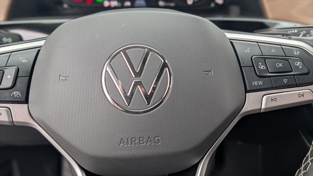2024 Volkswagen Atlas 2.0T SE w/Technology