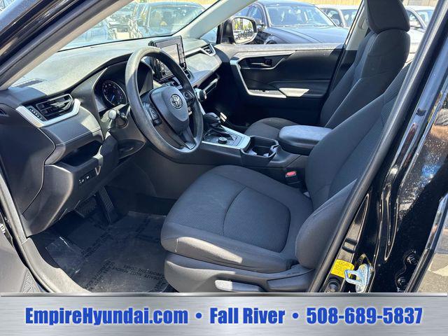 2020 Toyota RAV4 Hybrid LE