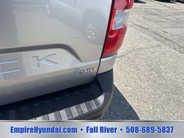 2023 Ford Maverick Lariat