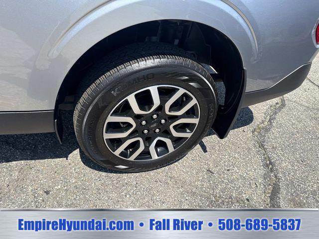 2023 Ford Maverick Lariat