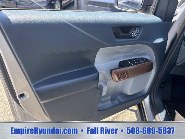 2023 Ford Maverick Lariat