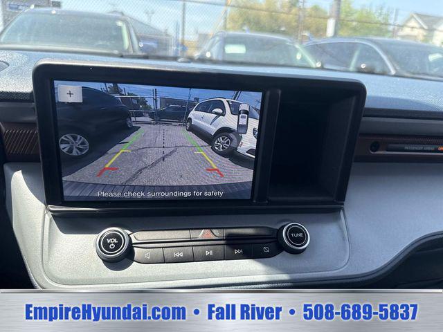 2023 Ford Maverick Lariat
