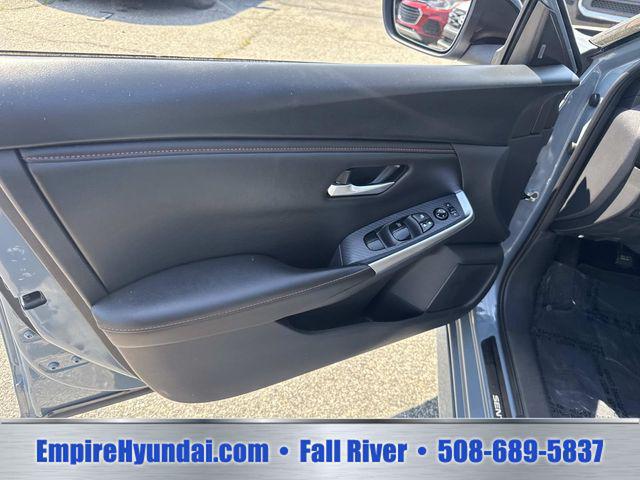2024 Nissan Sentra SR Xtronic CVT
