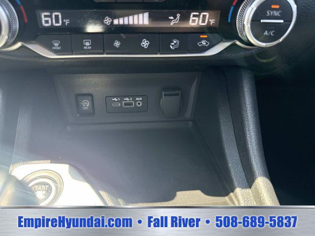 2024 Nissan Sentra SR Xtronic CVT