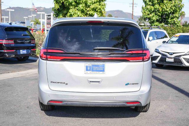 2022 Chrysler Pacifica Hybrid Limited