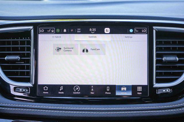 2022 Chrysler Pacifica Hybrid Limited