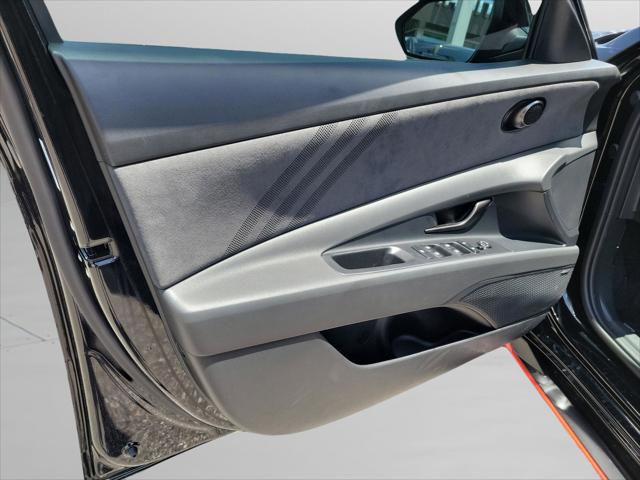 2026 Hyundai Elantra Base