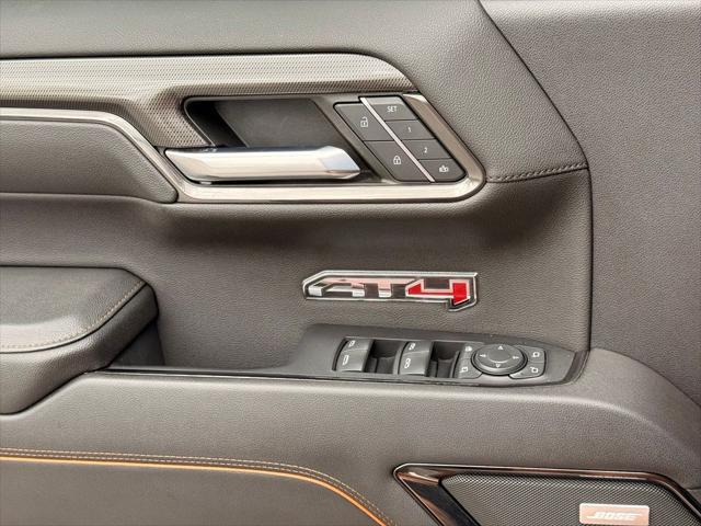 2022 GMC Sierra 1500 4WD Crew Cab Short Box AT4