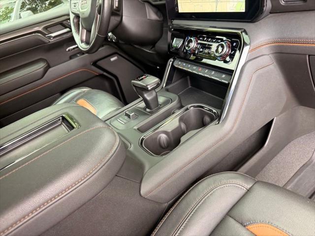2022 GMC Sierra 1500 4WD Crew Cab Short Box AT4
