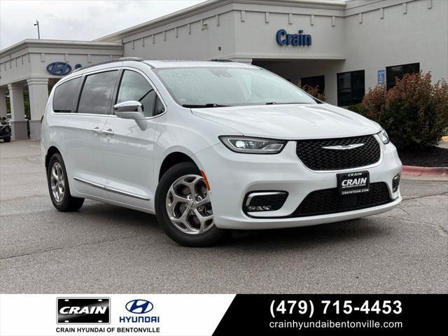 2022 Chrysler Pacifica Limited for sale in BENTONVILLE, AR