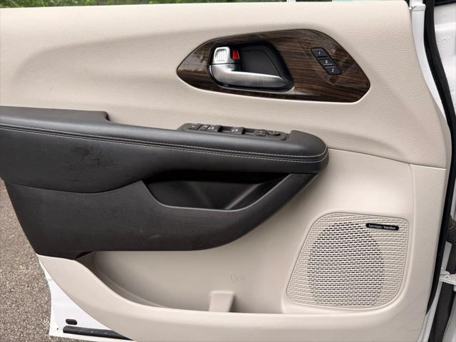2022 Chrysler Pacifica Limited