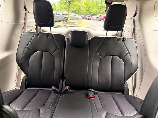 2022 Chrysler Pacifica Limited