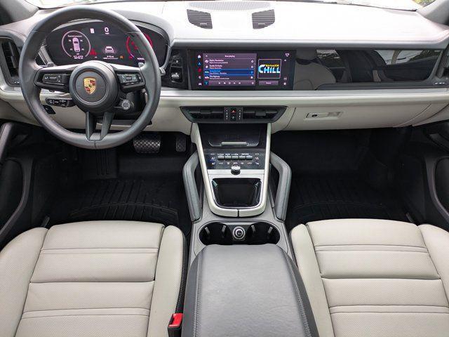 2024 Porsche Cayenne Base