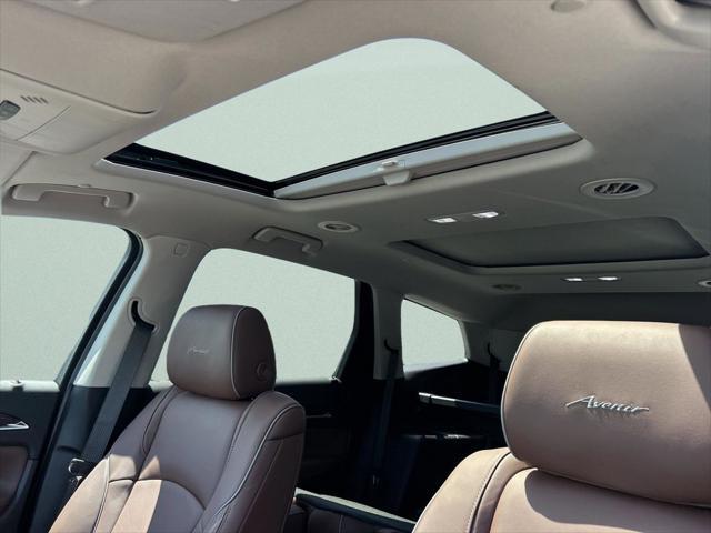2021 Buick Enclave FWD Avenir