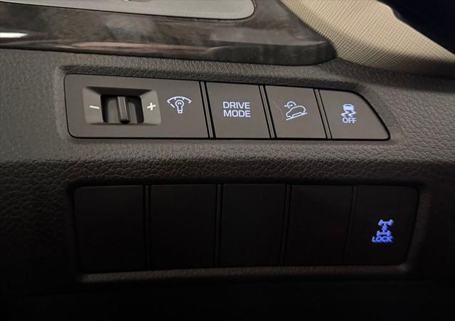 2018 Hyundai Santa Fe SE