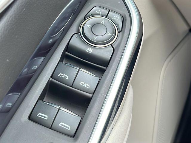 2023 Cadillac XT4 FWD Luxury