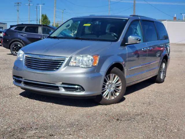 2016 Chrysler Town & Country Touring-L Anniversary Edition for sale in Charter Twp of Clinton, MI