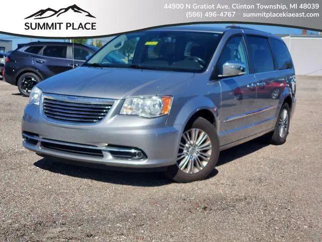 2016 Chrysler Town & Country Touring-L Anniversary Edition for sale in Charter Twp of Clinton, MI