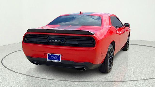 2016 Dodge Challenger SXT Plus