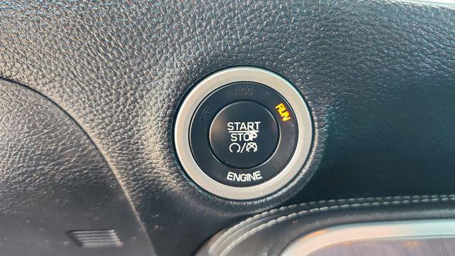 2016 Dodge Challenger SXT Plus