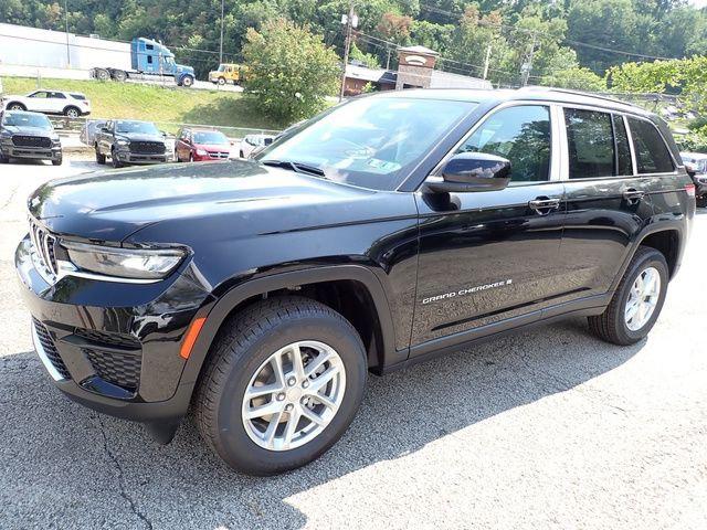 2026 Jeep Grand Cherokee GRAND CHEROKEE LAREDO 4X4 2026 Jeep Grand Cherokee GRAND CHEROKEE LAREDO 4X4