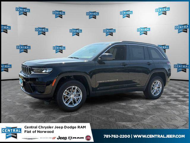 2026 Jeep Grand Cherokee GRAND CHEROKEE LAREDO X 4X4