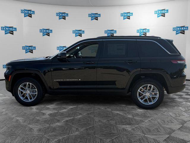 2026 Jeep Grand Cherokee GRAND CHEROKEE LAREDO X 4X4