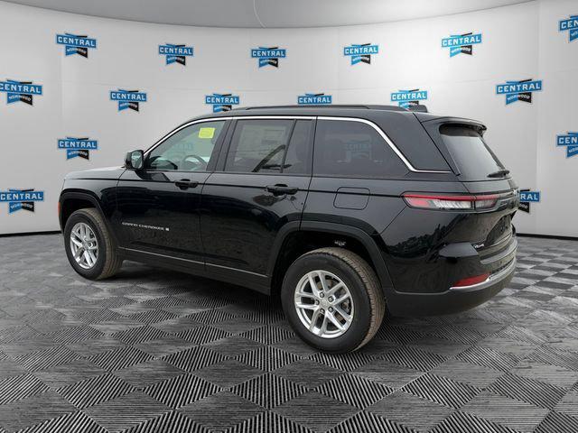 2026 Jeep Grand Cherokee GRAND CHEROKEE LAREDO X 4X4 2026 Jeep Grand Cherokee GRAND CHEROKEE LAREDO X 4X4