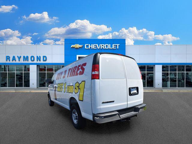 2025 Chevrolet Express Cargo Van RWD 2500 Extended Wheelbase WT