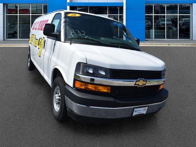 2025 Chevrolet Express Cargo Van RWD 2500 Extended Wheelbase WT