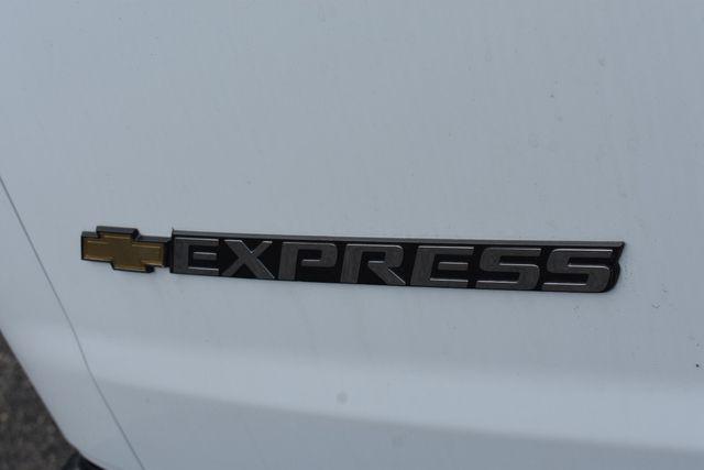 2025 Chevrolet Express Cargo Van RWD 2500 Extended Wheelbase WT