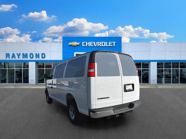 2025 Chevrolet Express Cargo Van RWD 2500 Regular Wheelbase WT