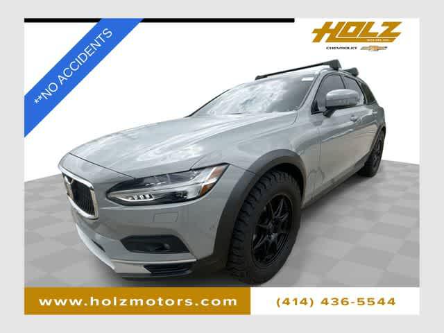 2025 Volvo V90 Cross Country Plus, B6 AWD Gas mild hybrid for sale in Hales Corners, WI
