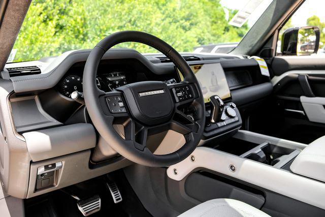 2026 Land Rover Defender P500 V8