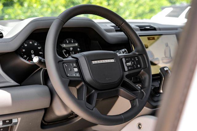 2026 Land Rover Defender P500 V8