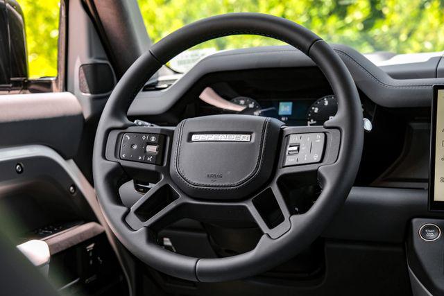 2026 Land Rover Defender P500 V8
