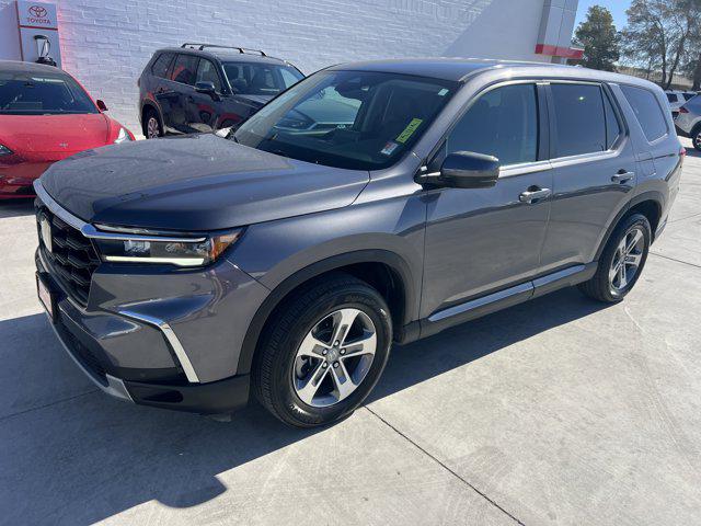 2025 Honda Pilot EX-L 2WD's photo