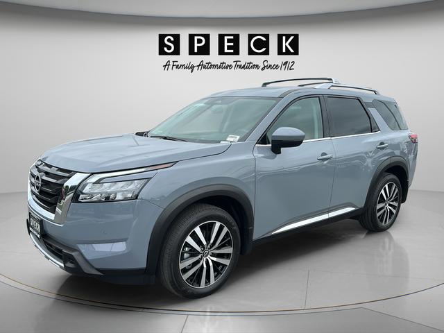 2025 Nissan Pathfinder Platinum 4WD for sale in Kennewick, WA