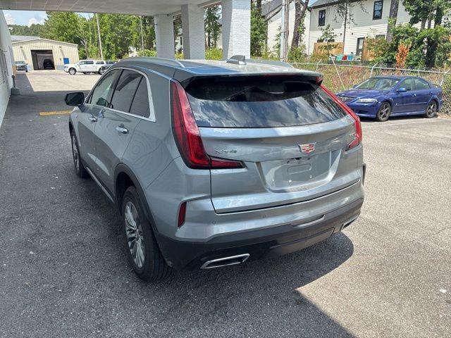 2024 Cadillac XT4 FWD Premium Luxury